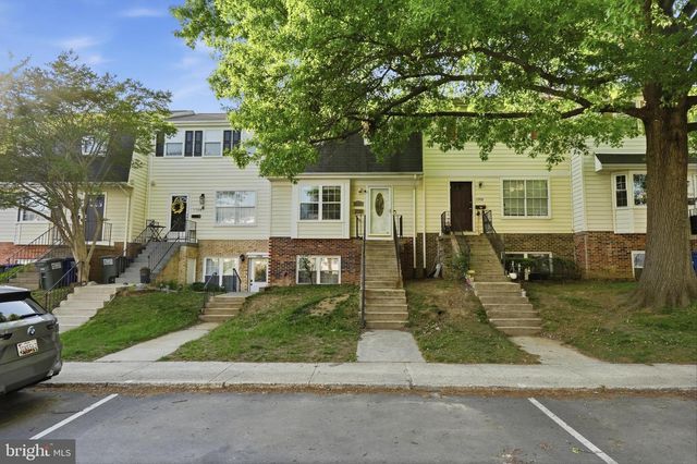 1704 W BANCROFT LN, Crofton, MD 21114