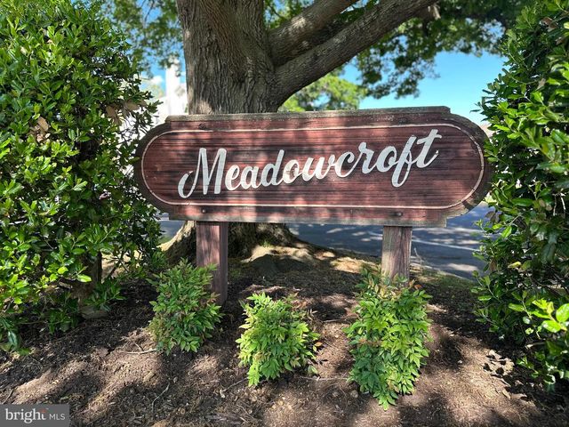 1704 W BANCROFT LN, Crofton, MD 21114