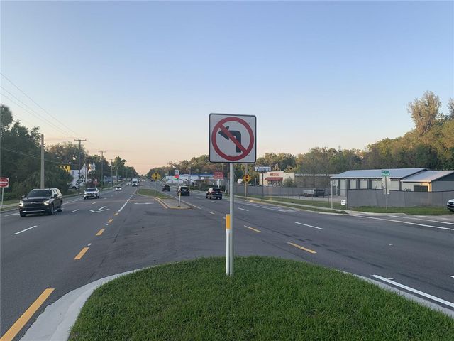 18111 N US HWY 301, Citra, FL 32113