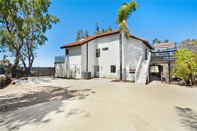 17295 Ridge Canyon Drive, Riverside, CA 92506