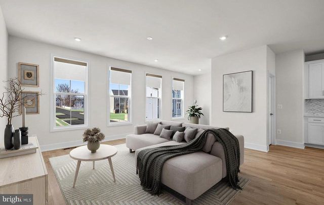 127 HEYFORD DR, Stephenson, VA 22656