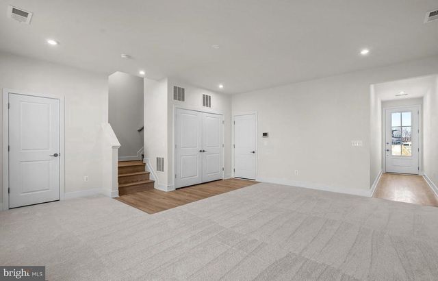 127 HEYFORD DR, Stephenson, VA 22656