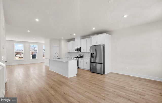 127 HEYFORD DR, Stephenson, VA 22656