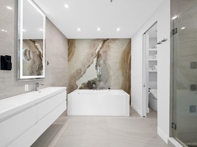 516 Hendricks Isle 4B, Fort Lauderdale, FL 33301