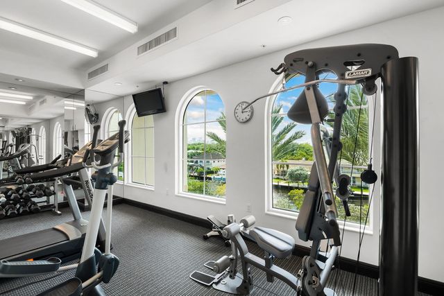 516 Hendricks Isle 4B, Fort Lauderdale, FL 33301