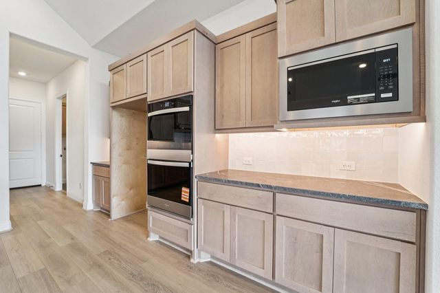 9906 Hunters Run Drive, Missouri City, TX 77459