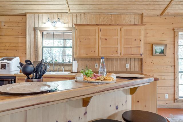 1348 County Road 2013, Glen Rose, TX 76690