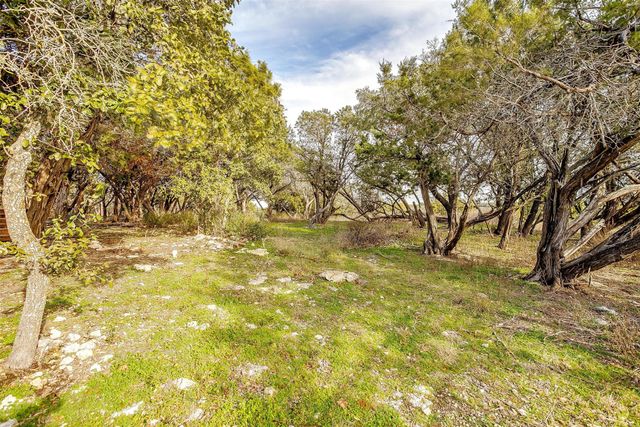 1348 County Road 2013, Glen Rose, TX 76690