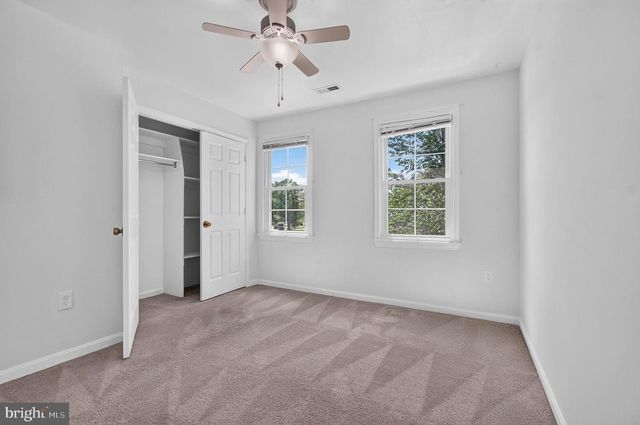 8209 SUNSET DR, Manassas, VA 20110