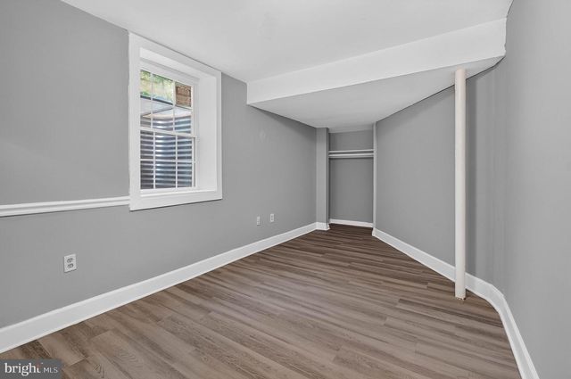 8209 SUNSET DR, Manassas, VA 20110