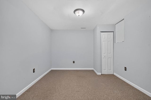 8209 SUNSET DR, Manassas, VA 20110