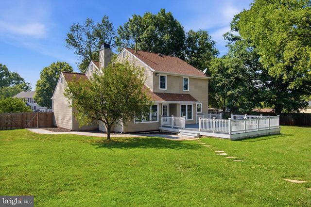 8209 SUNSET DR, Manassas, VA 20110