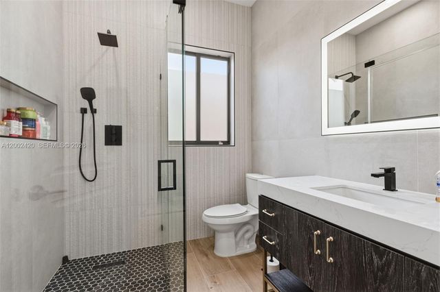 1609 NE 18th Ave, Fort Lauderdale, FL 33305