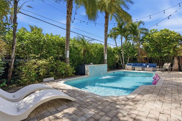 1609 NE 18th Ave, Fort Lauderdale, FL 33305