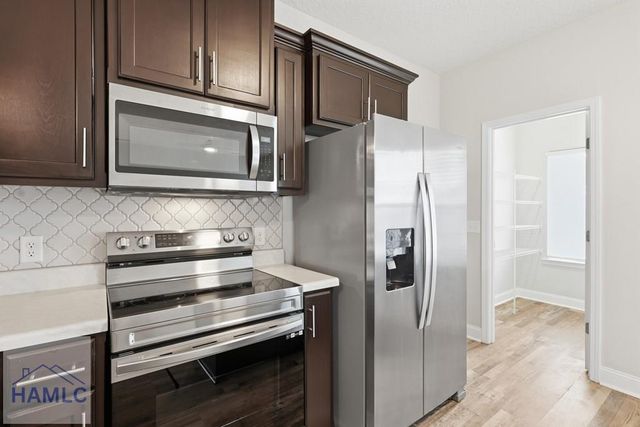 512 Meloney Drive, Hinesville, GA 31313