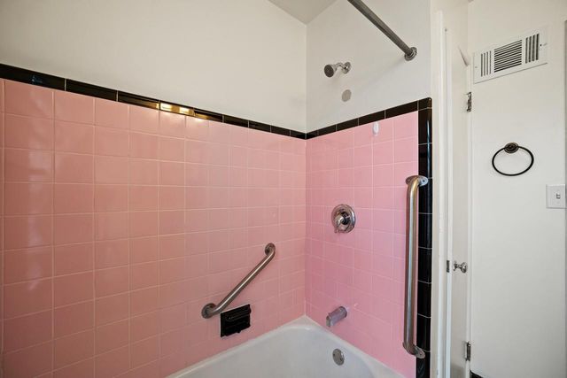 2538 S 75th STREET, West Allis, WI 53219