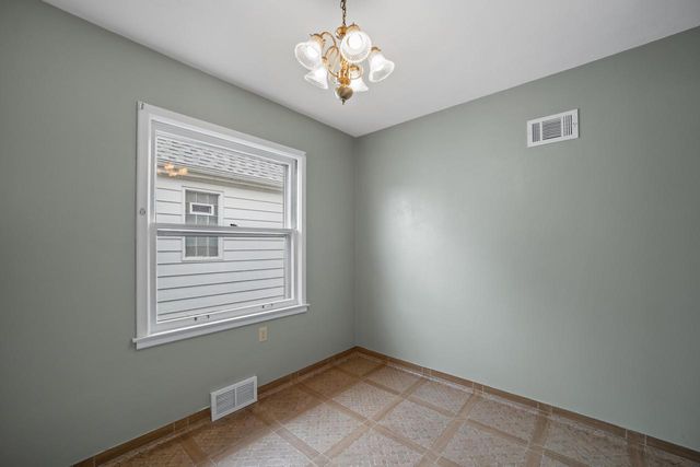 2538 S 75th STREET, West Allis, WI 53219