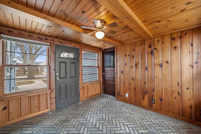 2538 S 75th STREET, West Allis, WI 53219