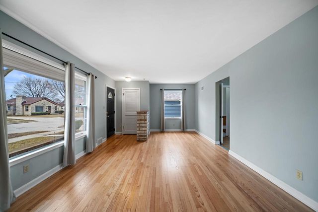 2538 S 75th STREET, West Allis, WI 53219