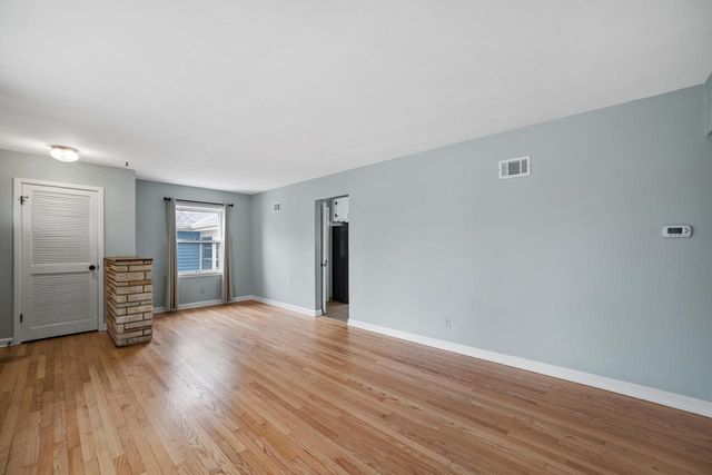 2538 S 75th STREET, West Allis, WI 53219