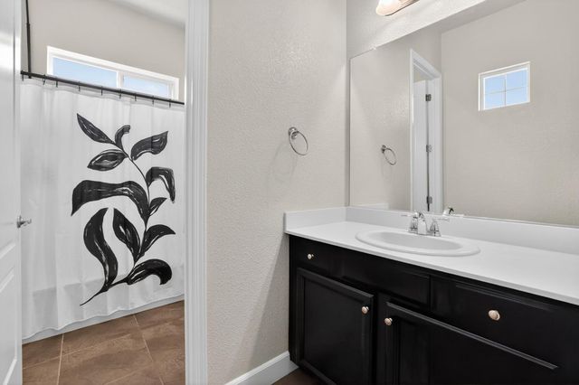 6324 Monument Springs Dr, Rocklin, CA 95677