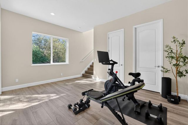 6324 Monument Springs Dr, Rocklin, CA 95677