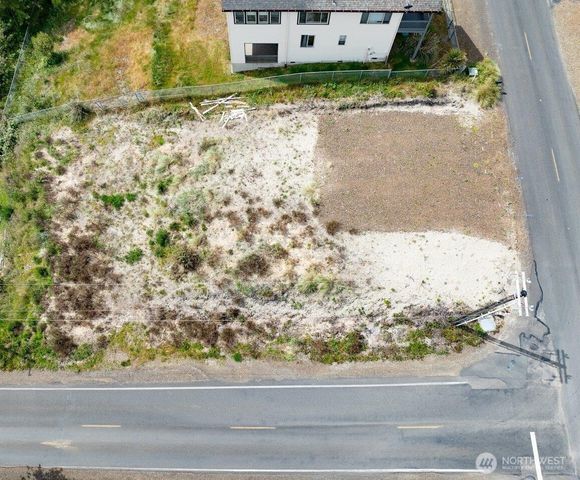 32112 J Place, Ocean Park, WA 98640