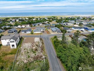 32112 J Place, Ocean Park, WA 98640