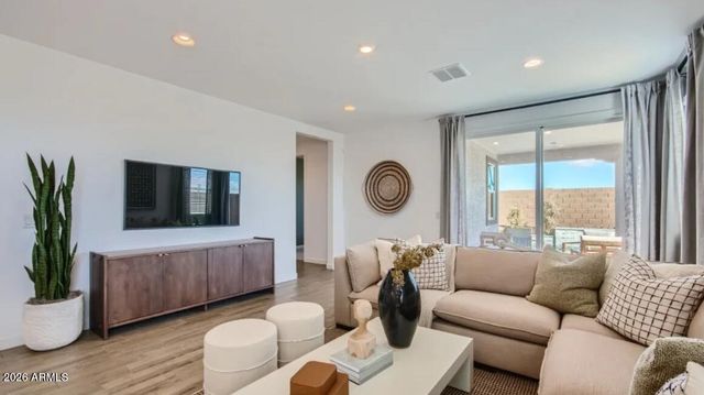 15817 W WINSLOW Avenue, Goodyear, AZ 85338