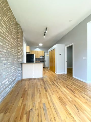 1927 N WOLCOTT Avenue 1R, Chicago, IL 60622