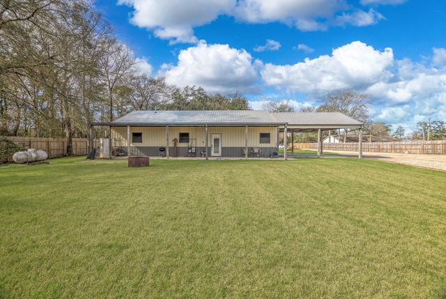 22546 Highway 321, Cleveland, TX 77327