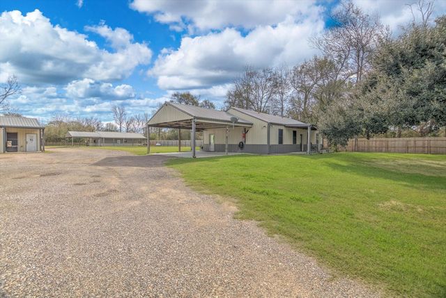 22546 Highway 321, Cleveland, TX 77327