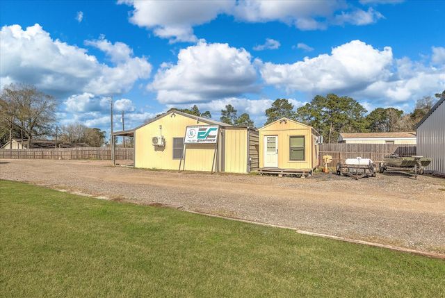 22546 Highway 321, Cleveland, TX 77327