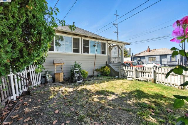 1829 Everett St, Alameda, CA 94501