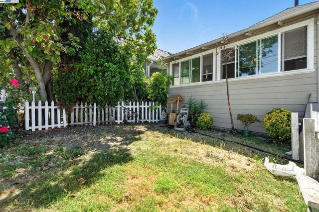 1829 Everett St, Alameda, CA 94501