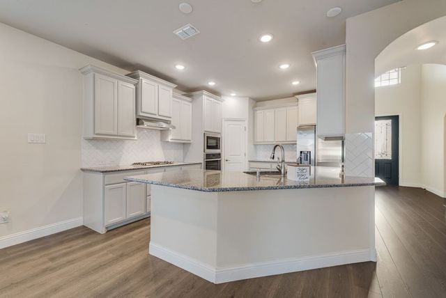 3113 Linham Drive, Mansfield, TX 76084