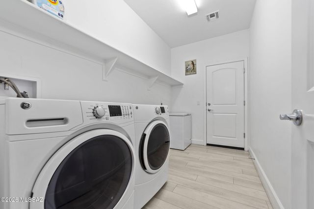 60152 E Blue Palm Drive, Oracle, AZ 85623