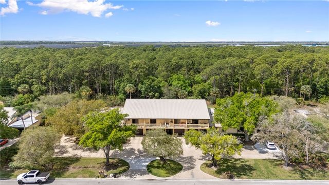 2987 Bent Pine Drive, Fort Pierce, FL 34951