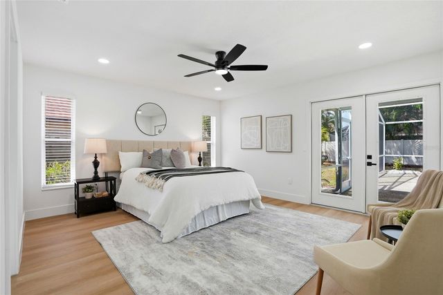 4816 79TH AVENUE PLAZA E, Sarasota, FL 34243