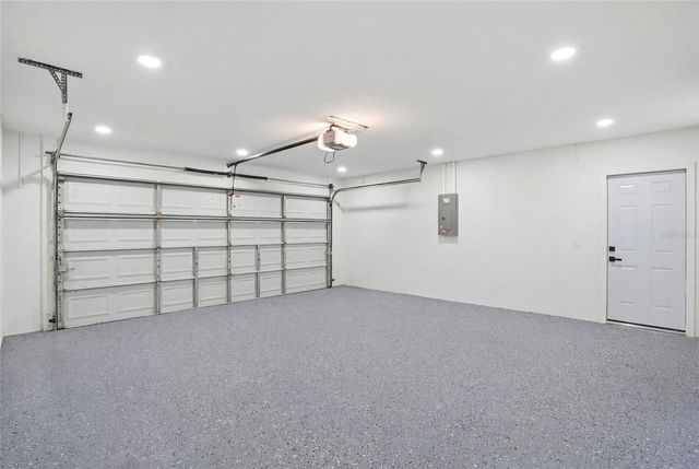 4816 79TH AVENUE PLAZA E, Sarasota, FL 34243