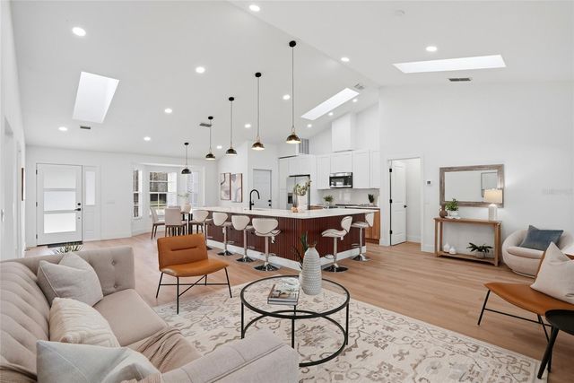 4816 79TH AVENUE PLAZA E, Sarasota, FL 34243