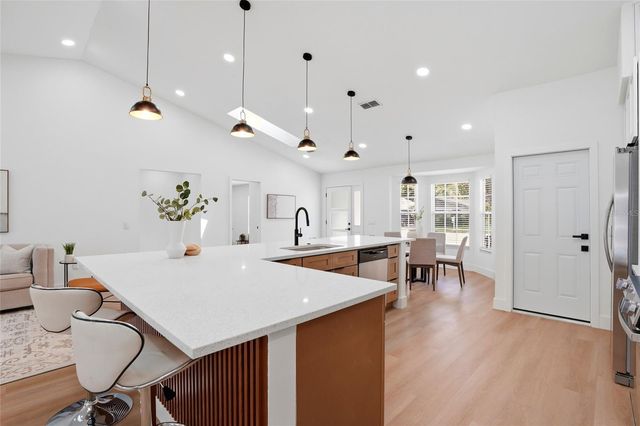 4816 79TH AVENUE PLAZA E, Sarasota, FL 34243