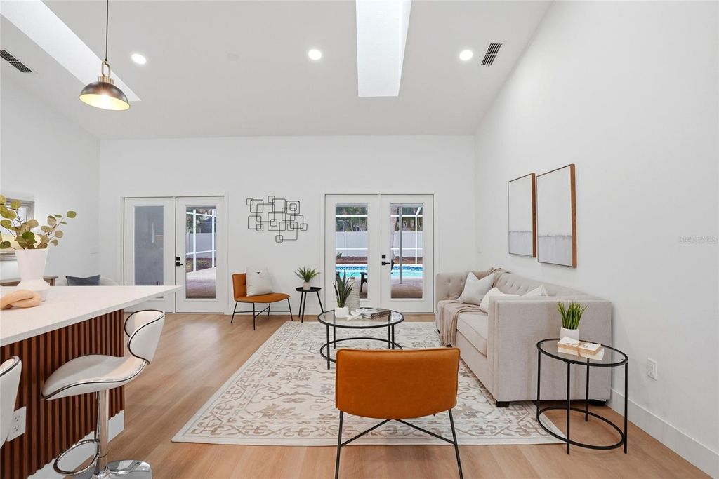 Image 15 of property listing at 4816 79TH AVENUE PLAZA E, Sarasota, FL 34243