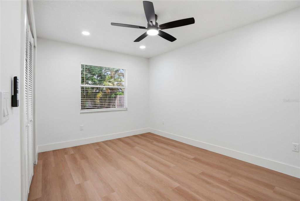 Image 32 of property listing at 4816 79TH AVENUE PLAZA E, Sarasota, FL 34243