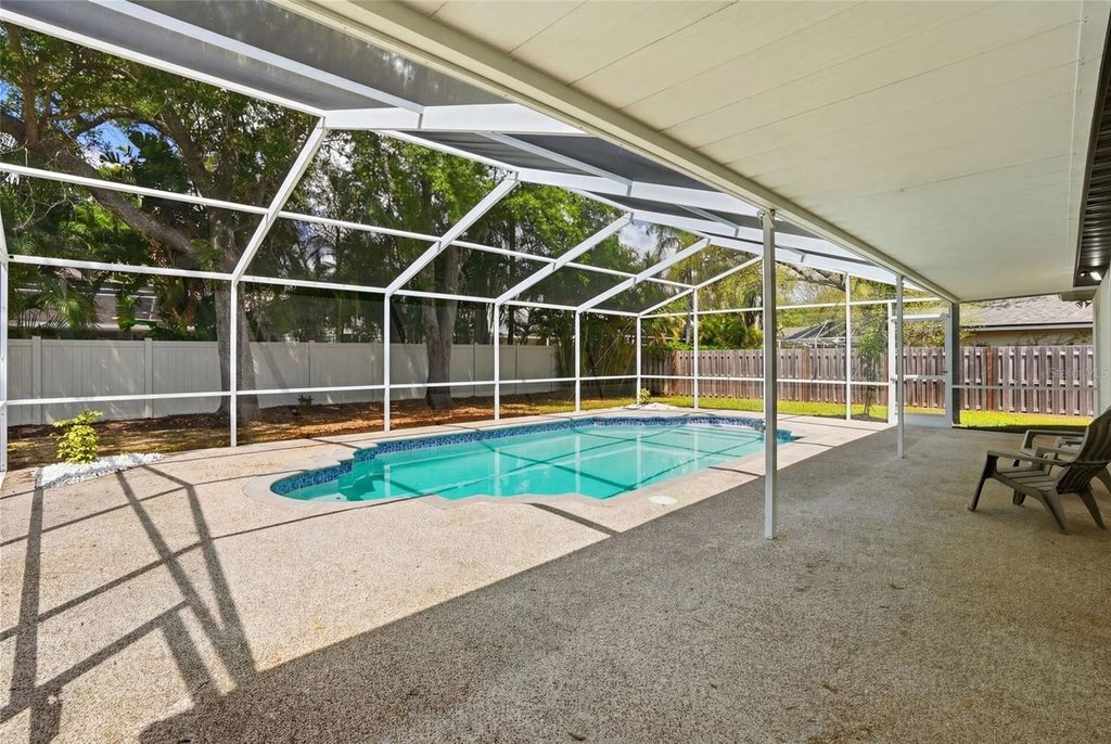 Image 34 of property listing at 4816 79TH AVENUE PLAZA E, Sarasota, FL 34243