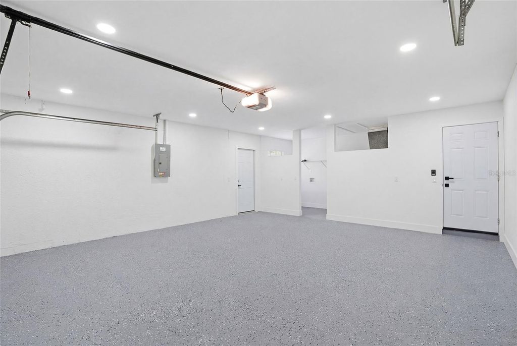 Image 49 of property listing at 4816 79TH AVENUE PLAZA E, Sarasota, FL 34243