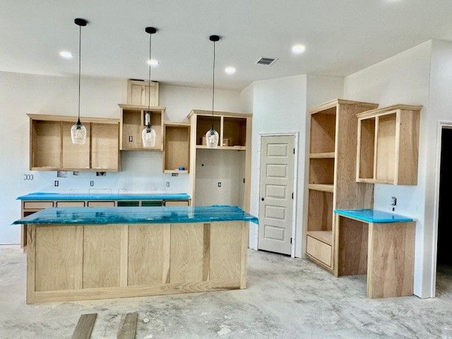 10337 Stone Creek Dr, Corpus Christi, TX 78410