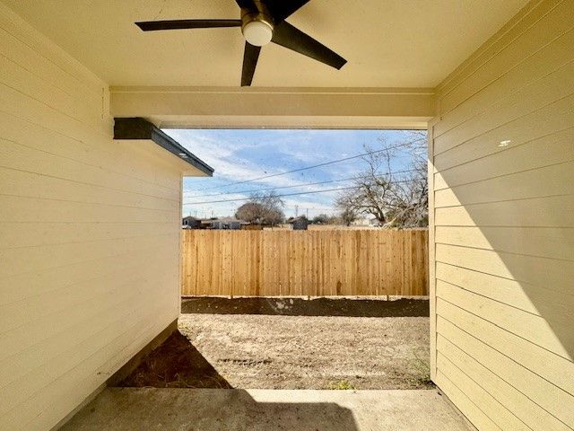 10337 Stone Creek Dr, Corpus Christi, TX 78410