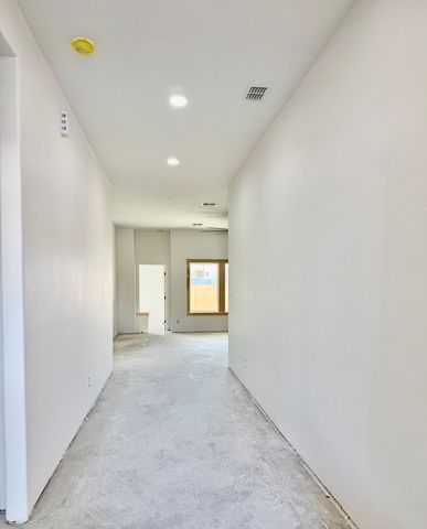 10337 Stone Creek Dr, Corpus Christi, TX 78410