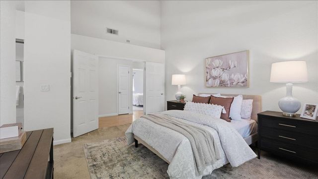 420 Falcon Ct, Tracy, CA 95376